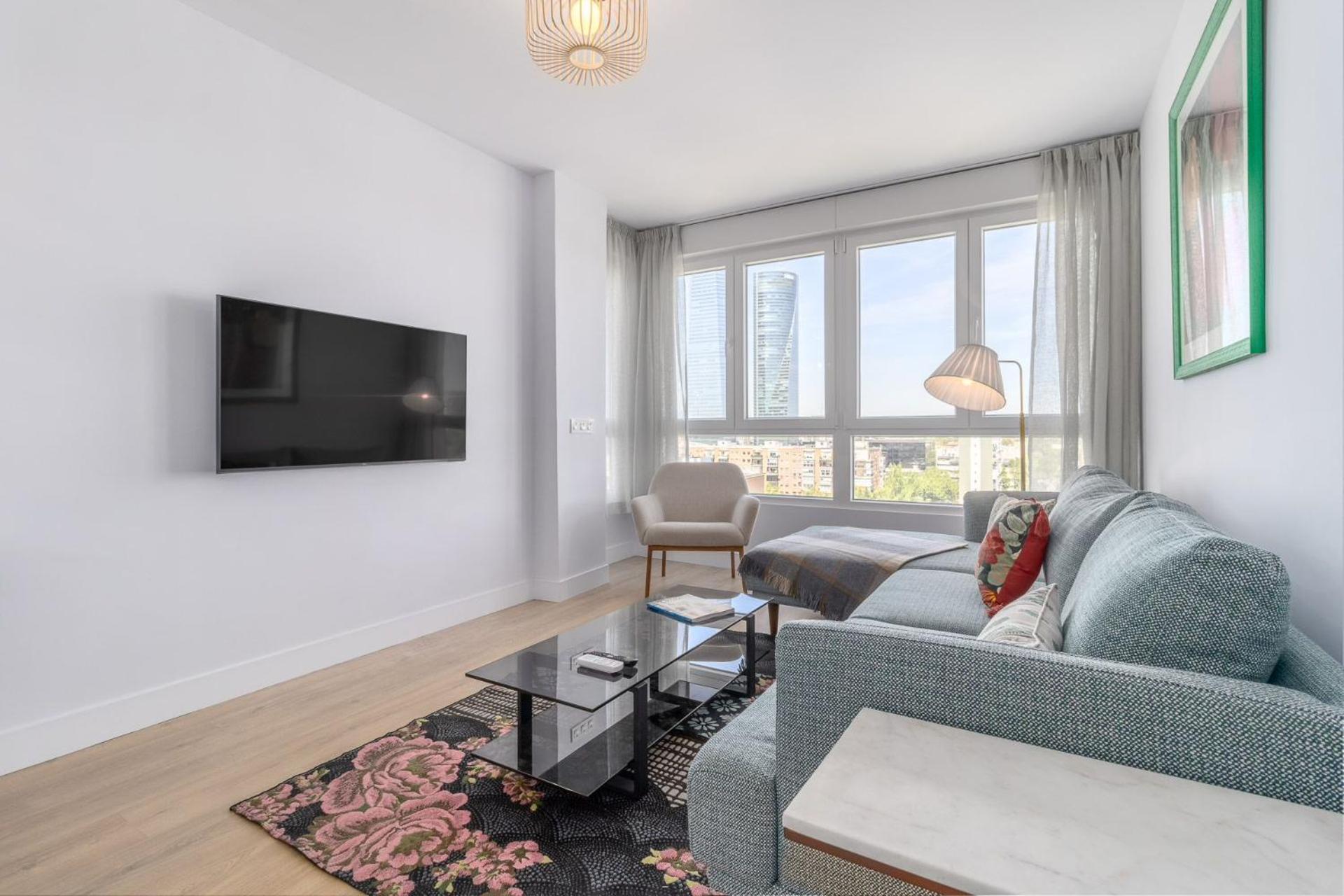 Apartamento Cercano 4 Torres Chamartin Ii